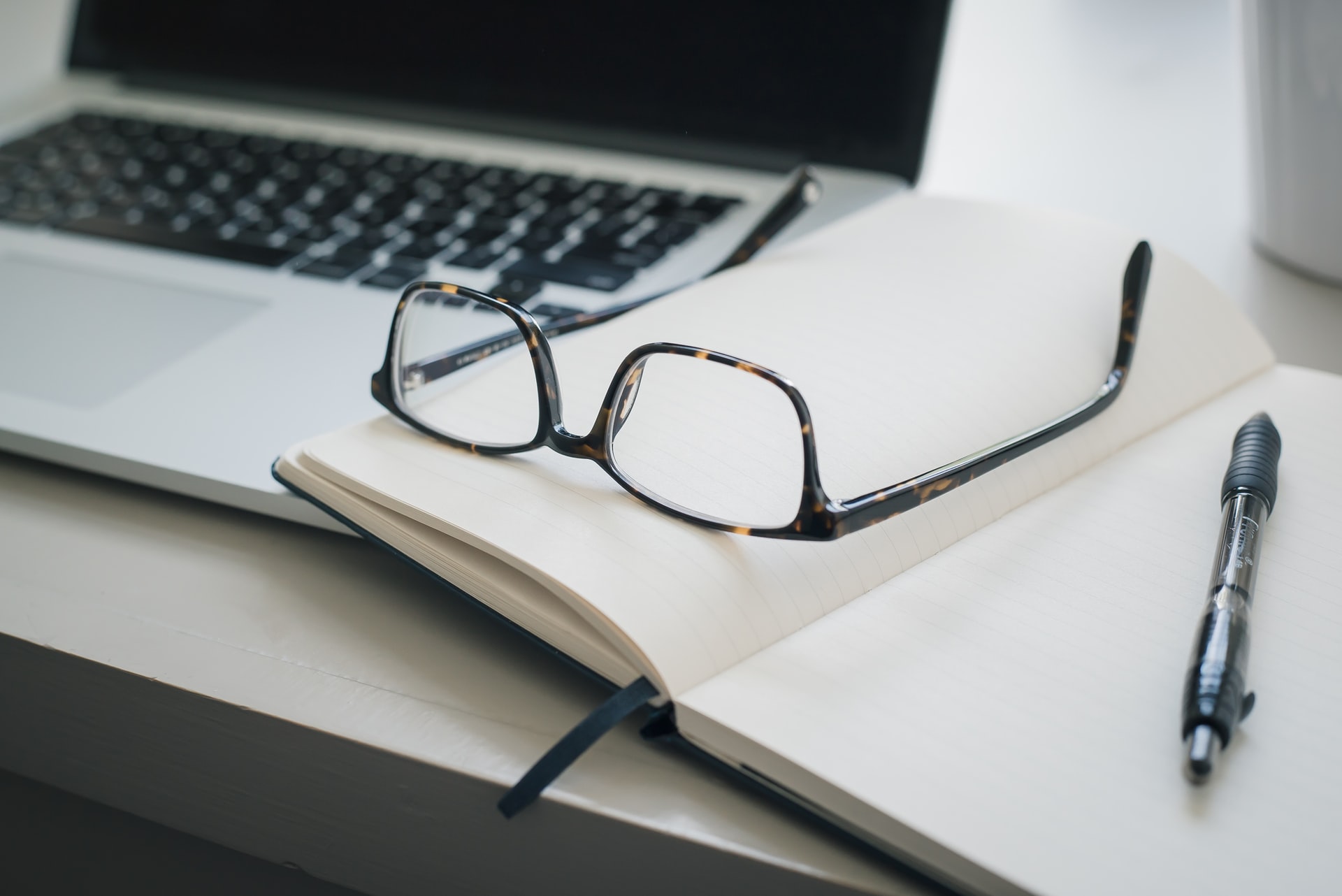 how to add a new post tp your WordPress website